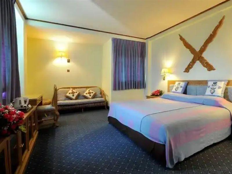 Maeyom Palace Hotel Phre Kültér fotó