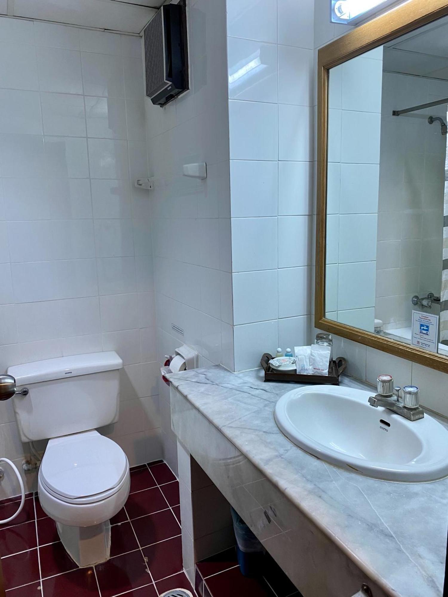 Maeyom Palace Hotel Phre Kültér fotó