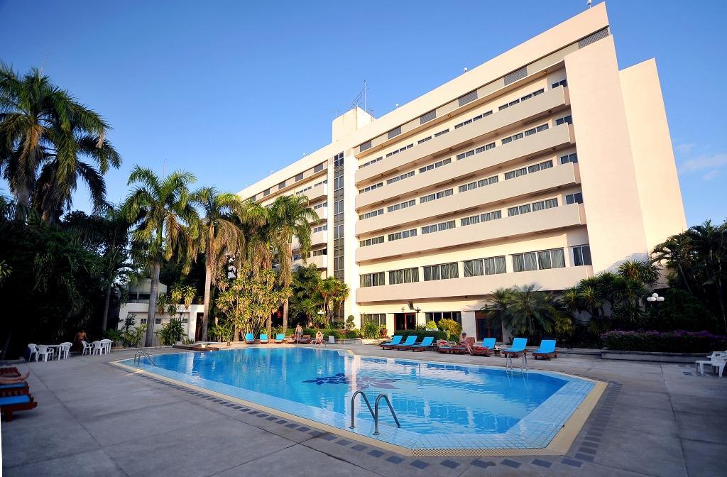 Maeyom Palace Hotel Phre Kültér fotó