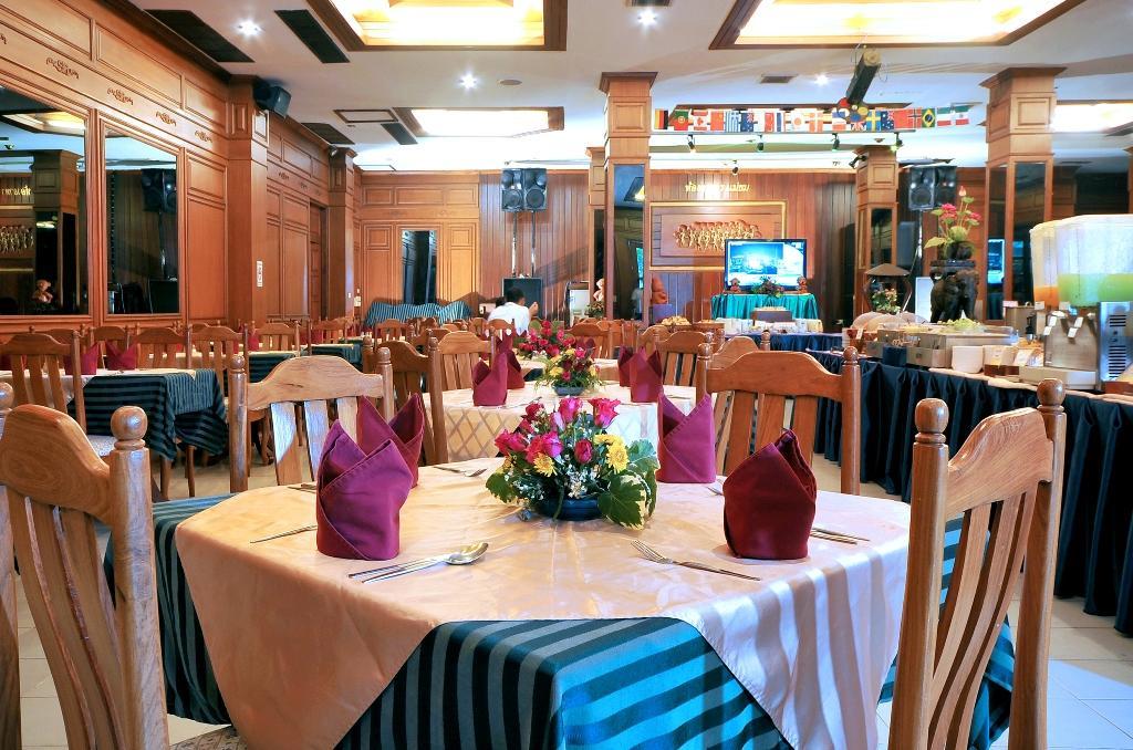 Maeyom Palace Hotel Phre Kültér fotó